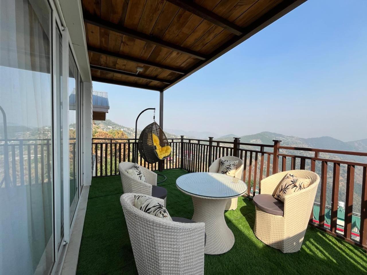 Hotel Wood Winds - A Best Valley View Hotel Shimla Exterior foto